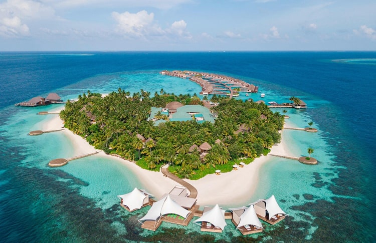 هتل دبلیو مالدیو (W Resort Maldives)